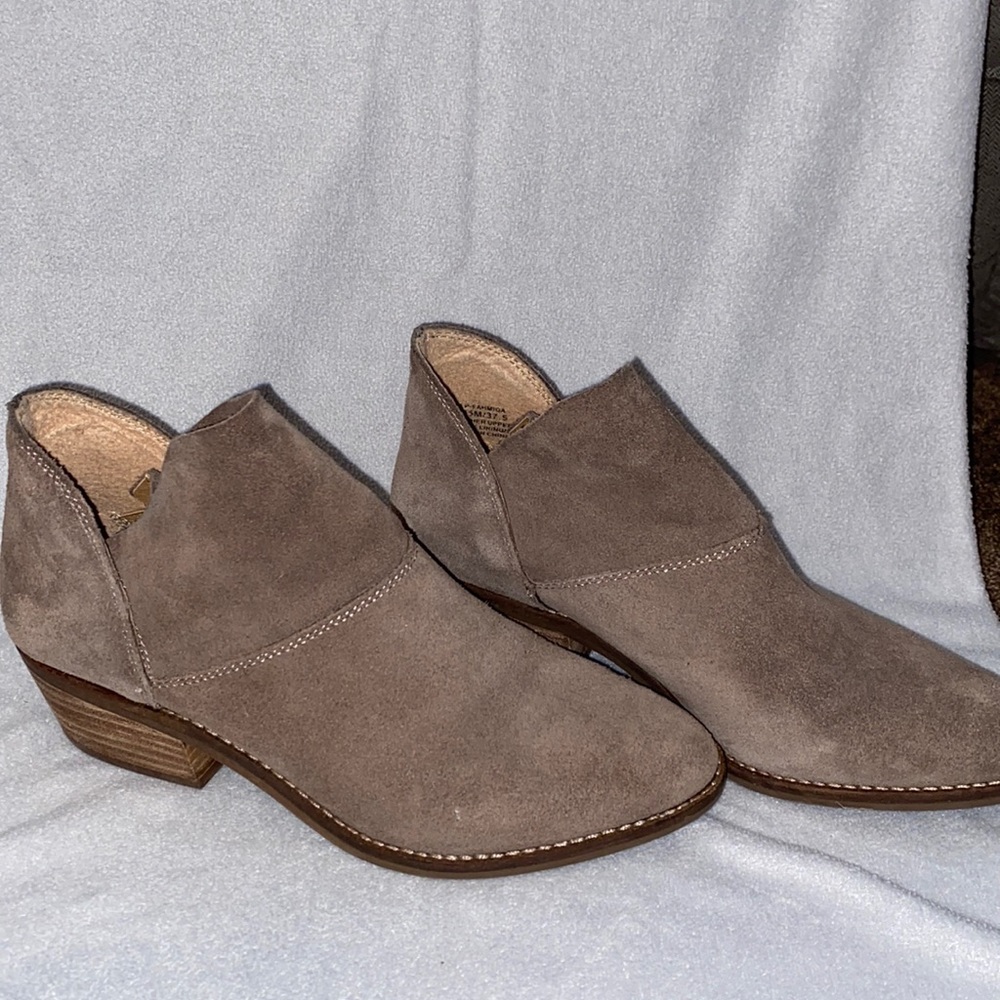 Taupe Lucky Brand booties